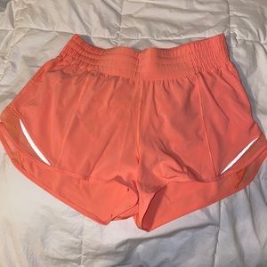 Lululemon high rise hotty hot shorts